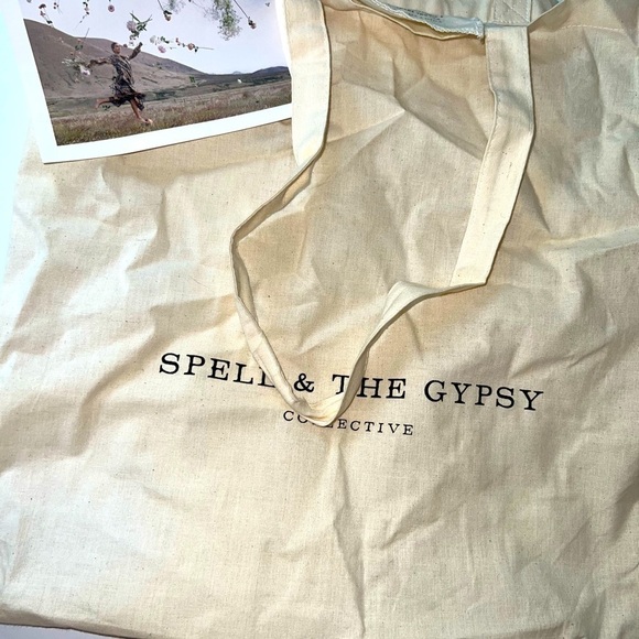 Spell & THE GYPSY TOTE BAG - Picture 1 of 6